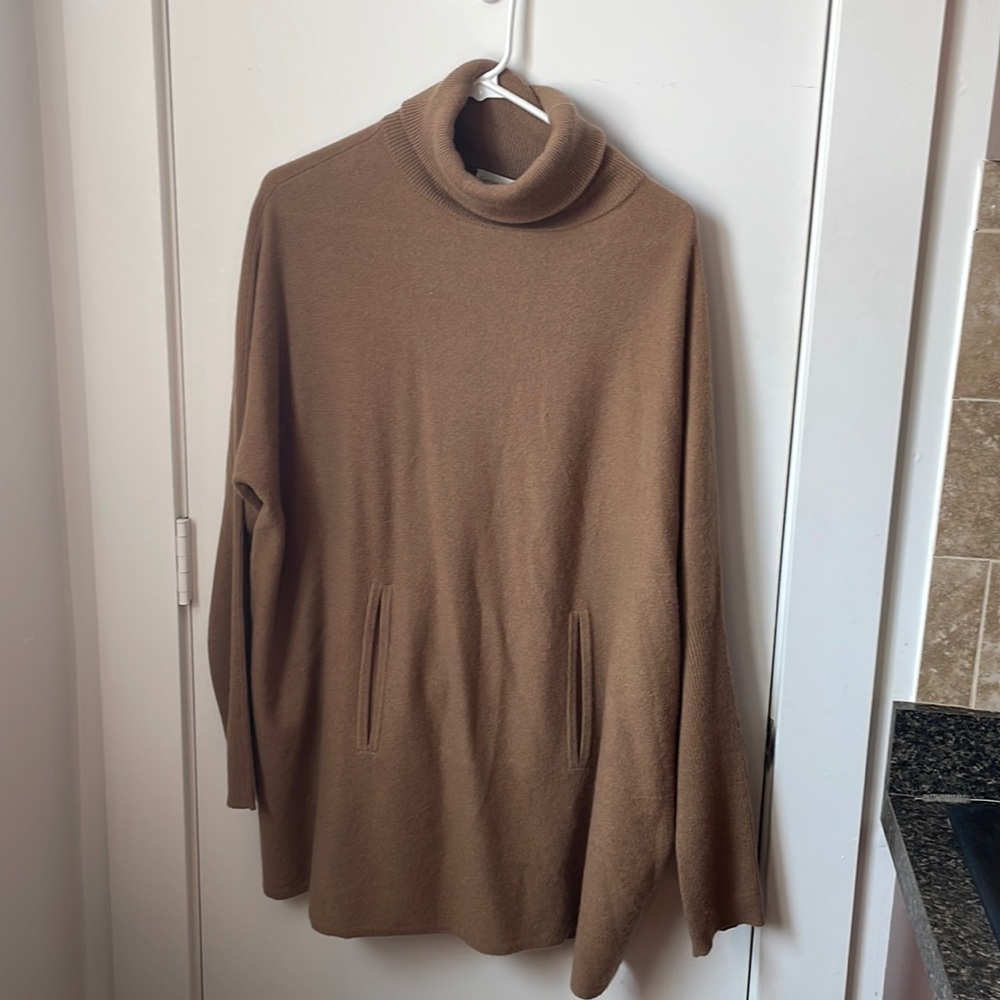Classic Camel Turtle Neck